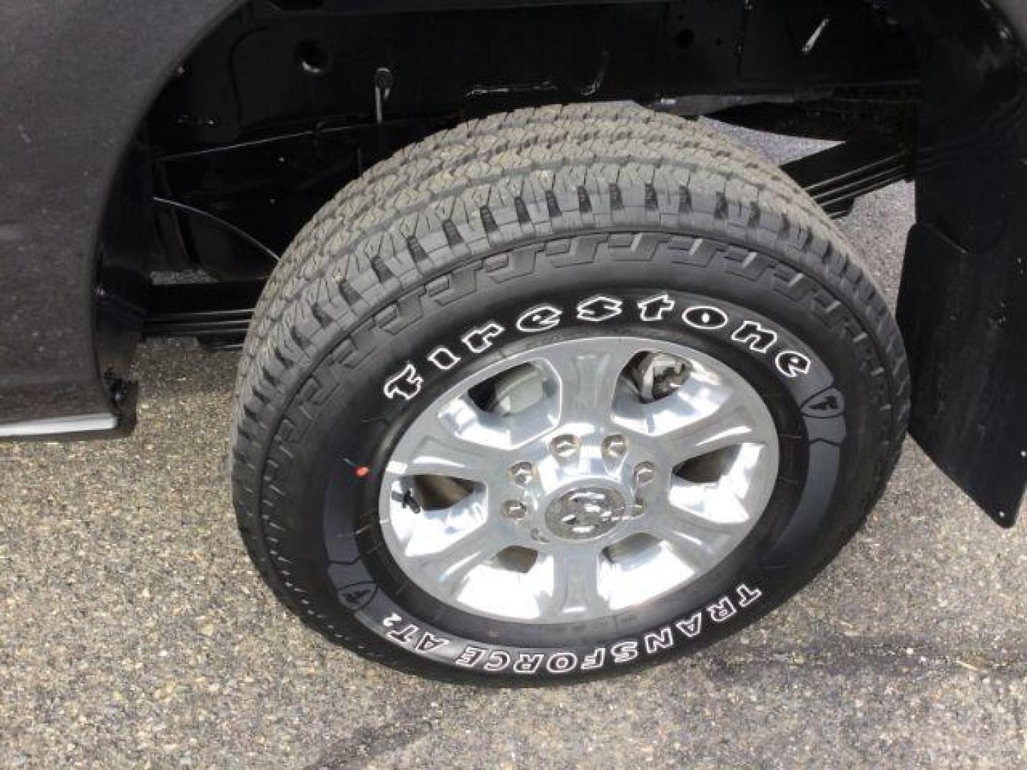 2024 Granite Crystal Metallic Clearcoat /Diesel Gray/Black Ram 3500 Big Horn Crew Cab 4x4 8' Box (3C63R3HL7RG) with an Cummins 6.7L I-6 diesel direct injection engine, 6-SPEED AUTOMATIC transmission, located at 1801 Main Street, Lewiston, 83501, (208) 743-9371, 46.417065, -117.004799 - Photo#19