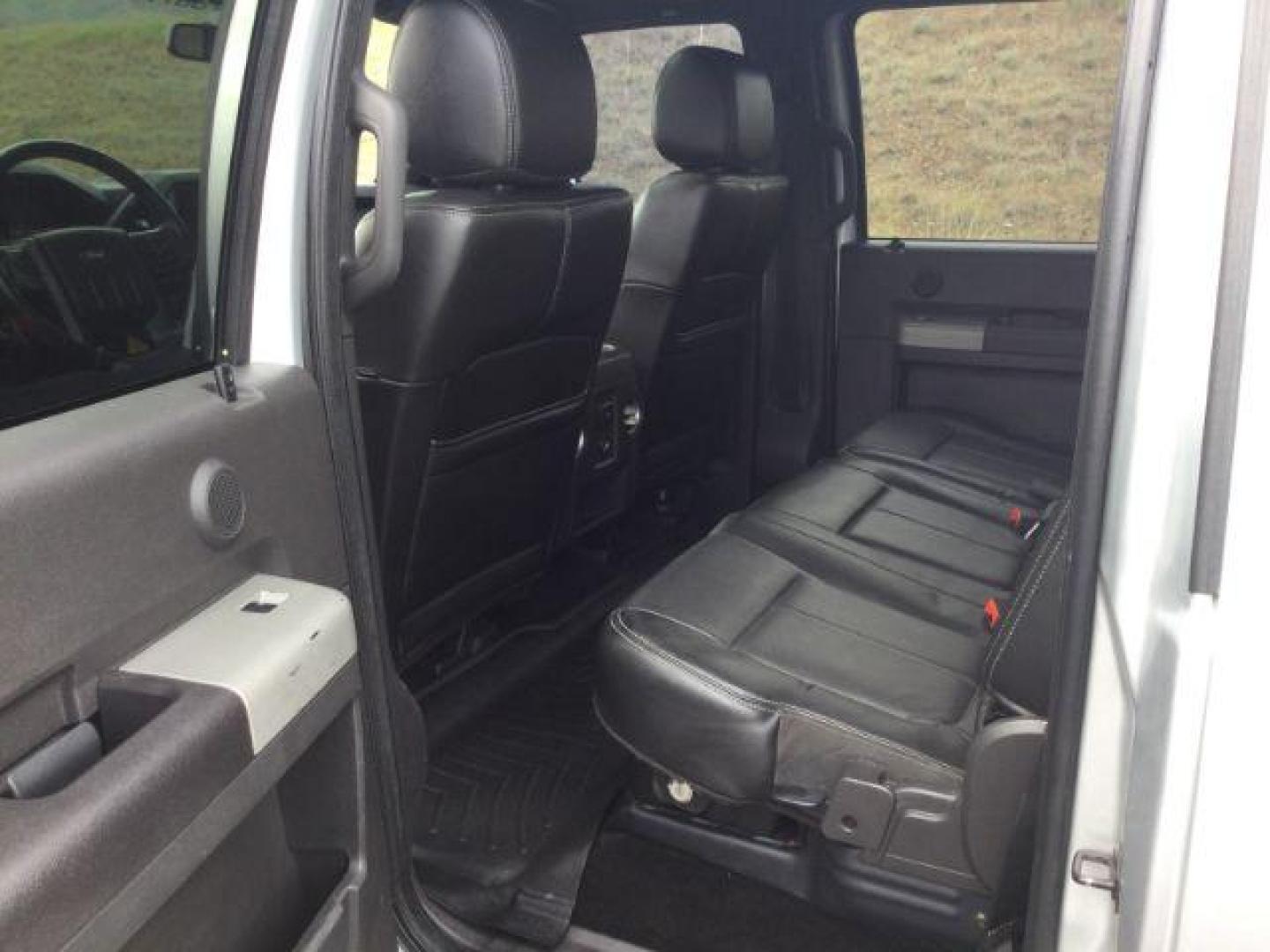2014 Silver/Gray /Black Ford F 350 Crew Cab 8ft Bed 4x4 LARIAT (1FT8W3BT1EE) with an Powerstroke 6.7L V-8 diesel direct injection engine, Auto transmission, located at 1801 Main Street, Lewiston, 83501, (208) 743-9371, 46.417065, -117.004799 - Photo#6