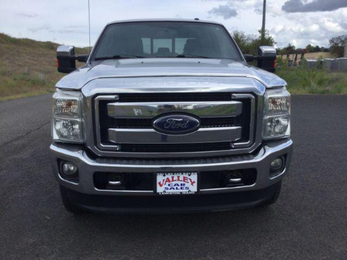2014 Silver/Gray /Black Ford F 350 Crew Cab 8ft Bed 4x4 LARIAT (1FT8W3BT1EE) with an Powerstroke 6.7L V-8 diesel direct injection engine, Auto transmission, located at 1801 Main Street, Lewiston, 83501, (208) 743-9371, 46.417065, -117.004799 - Photo#9