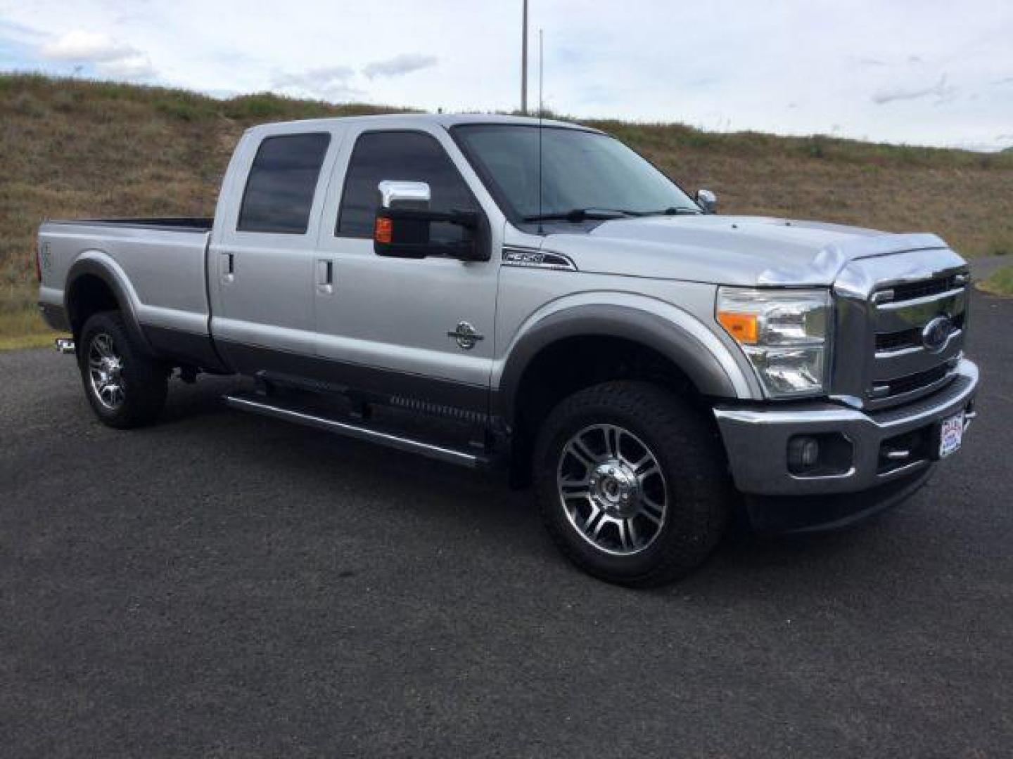 2014 Silver/Gray /Black Ford F 350 Crew Cab 8ft Bed 4x4 LARIAT (1FT8W3BT1EE) with an Powerstroke 6.7L V-8 diesel direct injection engine, Auto transmission, located at 1801 Main Street, Lewiston, 83501, (208) 743-9371, 46.417065, -117.004799 - Photo#15