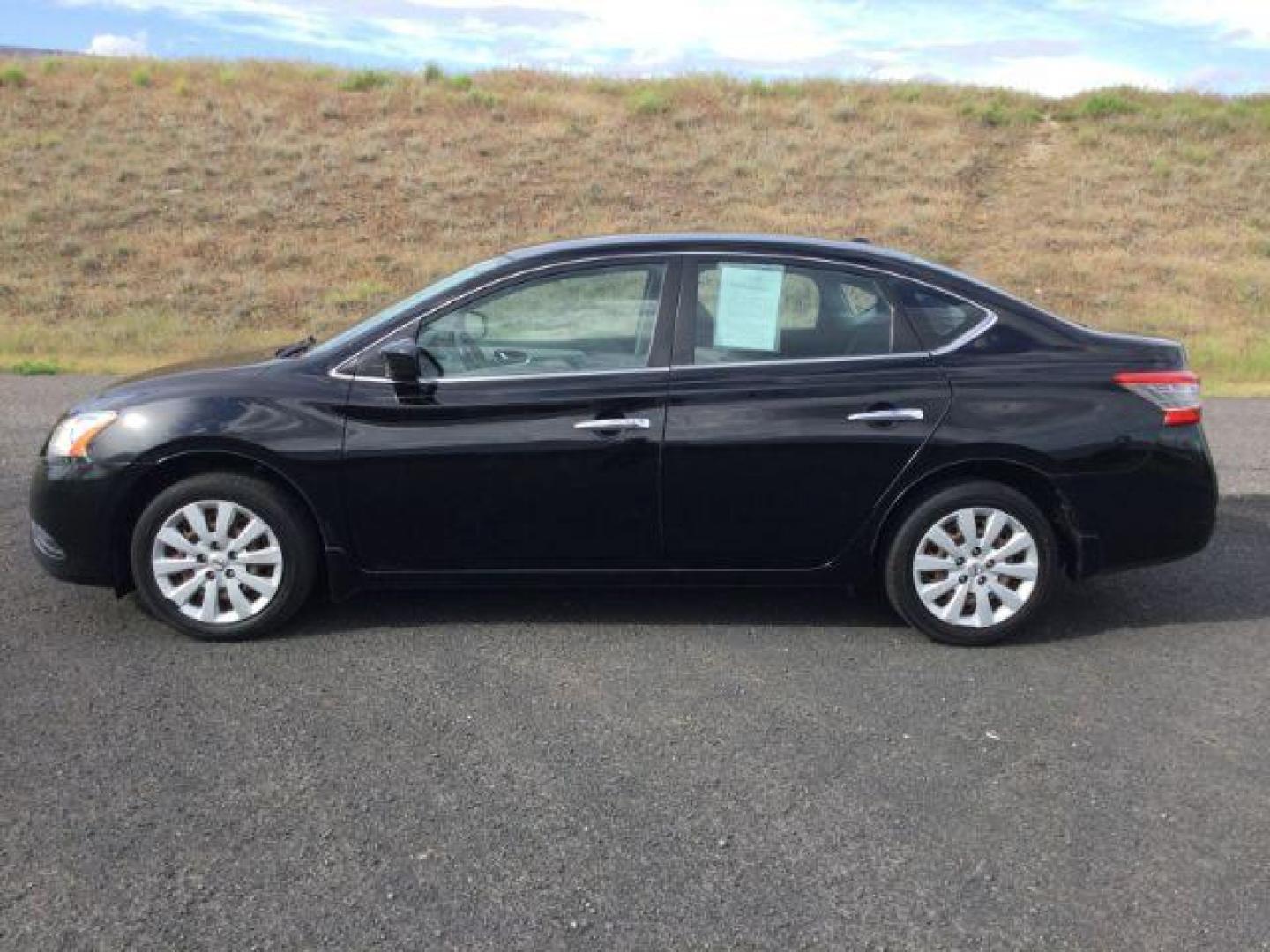 2013 Super Black /Charcoal Nissan Sentra SV (3N1AB7APXDL) with an 1.8L I-4 DOHC engine, Automatic, CVT w/Xtronic transmission, located at 1801 Main Street, Lewiston, 83501, (208) 743-9371, 46.417065, -117.004799 - Photo#1