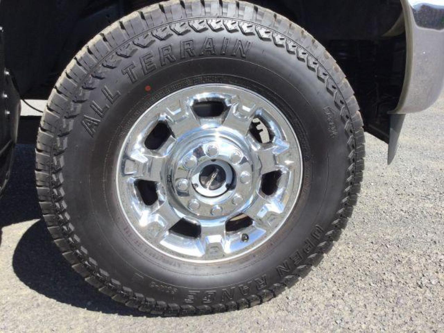 2016 White Platinum Metallic Tri-Coat /Black Ford F 350 Crew Cab 8ft Bed 4x4 LARIAT (1FT8W3BT8GE) with an Powerstroke 6.7L V-8 diesel direct injection engine, Auto transmission, located at 1801 Main Street, Lewiston, 83501, (208) 743-9371, 46.417065, -117.004799 - Photo#23
