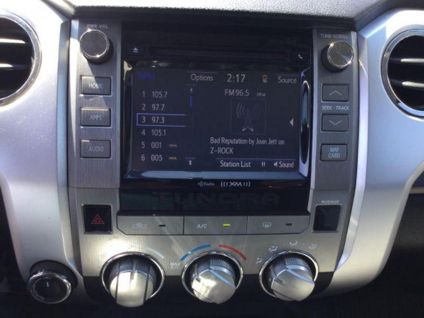 2015 Magnetic Gray Metallic /Graphite Toyota Tundra SR5 Crew Max 4x4 (5TFDY5F10FX) with an I-FORCE 5.7L V-8 DOHC engine, 5-Speed Automatic transmission, located at 1801 Main Street, Lewiston, 83501, (208) 743-9371, 46.417065, -117.004799 - Photo#8