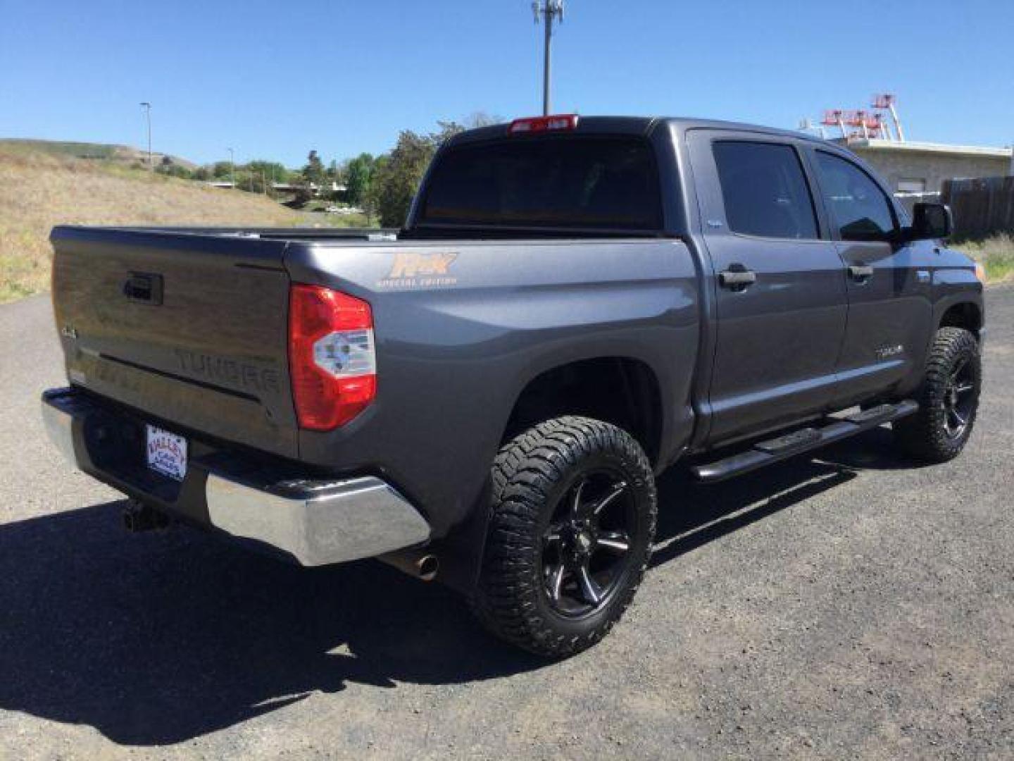 2015 Magnetic Gray Metallic /Graphite Toyota Tundra SR5 Crew Max 4x4 (5TFDY5F10FX) with an I-FORCE 5.7L V-8 DOHC engine, 5-Speed Automatic transmission, located at 1801 Main Street, Lewiston, 83501, (208) 743-9371, 46.417065, -117.004799 - Photo#10