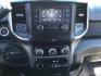 2019 WHITE /Diesel Gray/Black RAM 3500 CREW 4X4 Big Horn Crew Cab 4x4 long box (3C63R3HL1KG) with an 6.7L I6 T-Diesel engine, 6-SPEED AUTOMATIC transmission, located at 1801 Main Street, Lewiston, 83501, (208) 743-9371, 46.417065, -117.004799 - Photo#7