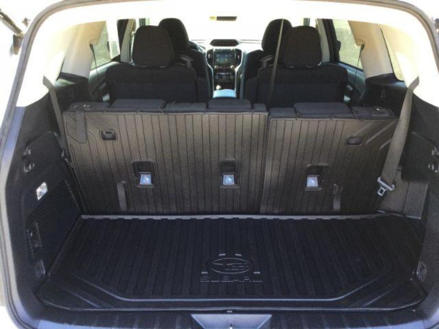 2020 Ice Silver Metallic /Black Cloth Subaru Ascent Premium 7 Passenger (4S4WMAFD1L3) with an 2.4L H-4 gasoline direct injection engine, CVT Automatic transmission, located at 1801 Main Street, Lewiston, 83501, (208) 743-9371, 46.417065, -117.004799 - Photo#5