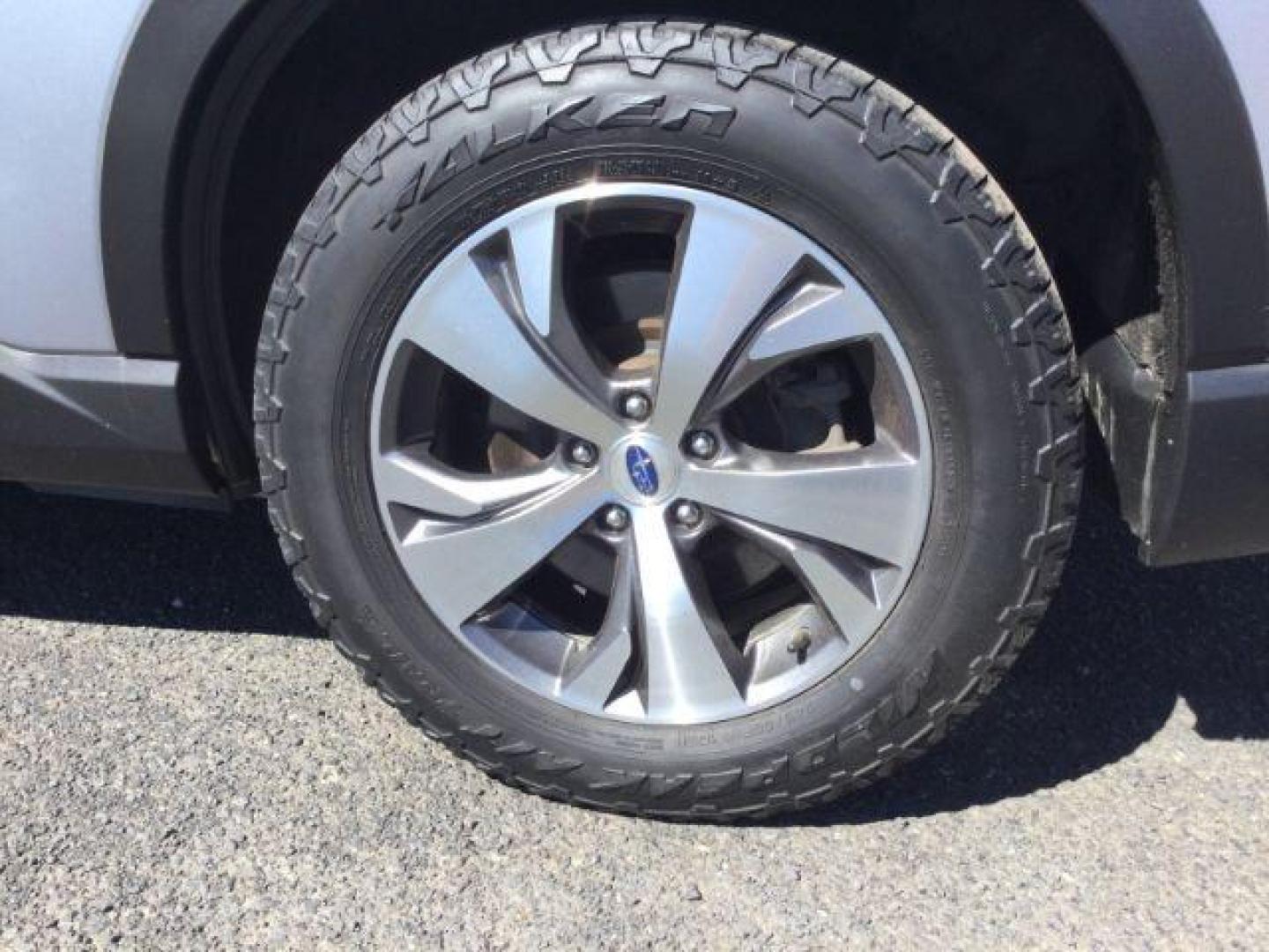 2020 Ice Silver Metallic /Black Cloth Subaru Ascent Premium 7 Passenger (4S4WMAFD1L3) with an 2.4L H-4 gasoline direct injection engine, CVT Automatic transmission, located at 1801 Main Street, Lewiston, 83501, (208) 743-9371, 46.417065, -117.004799 - Photo#13