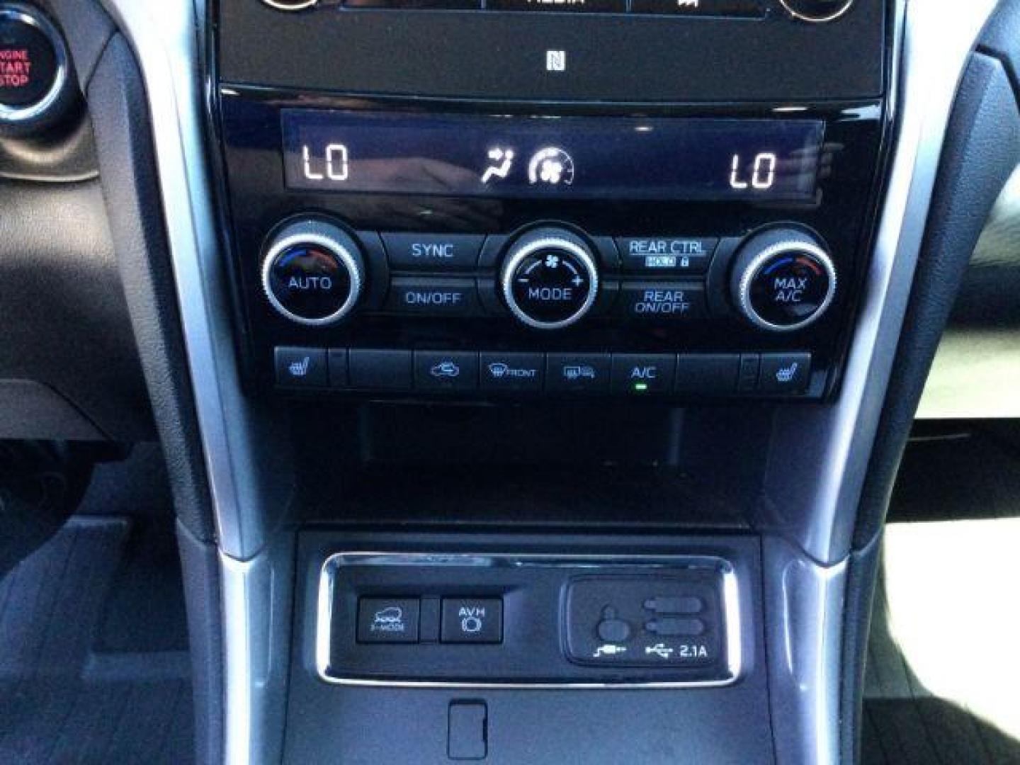 2020 Ice Silver Metallic /Black Cloth Subaru Ascent Premium 7 Passenger (4S4WMAFD1L3) with an 2.4L H-4 gasoline direct injection engine, CVT Automatic transmission, located at 1801 Main Street, Lewiston, 83501, (208) 743-9371, 46.417065, -117.004799 - Photo#19