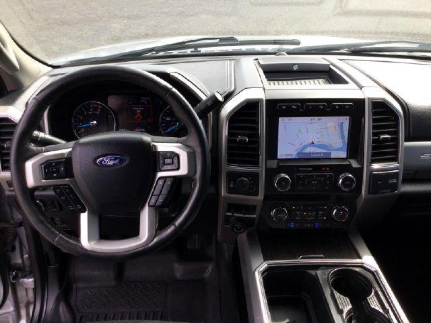 2020 Iconic Silver Metallic /Black Ford F 350 Crew Cab 8ft Bed 4x4 LARIAT (1FT8W3BT0LE) with an Powerstroke 6.7L V-8 diesel direct injection engine, Auto transmission, located at 1801 Main Street, Lewiston, 83501, (208) 743-9371, 46.417065, -117.004799 - Photo#6