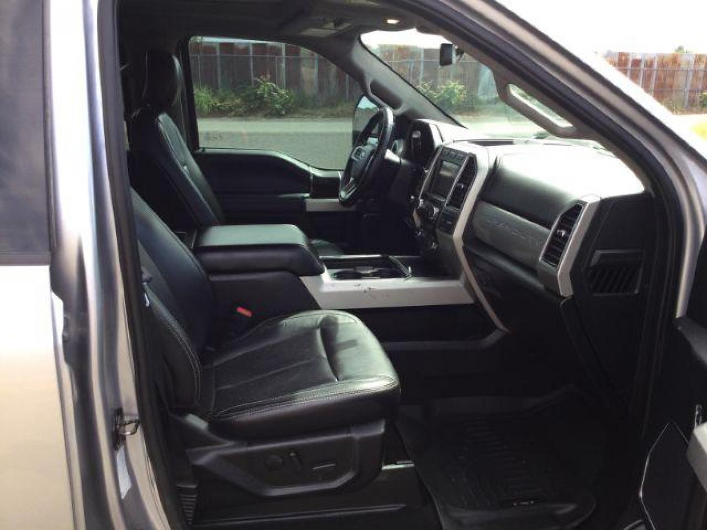 2020 Iconic Silver Metallic /Black Ford F 350 Crew Cab 8ft Bed 4x4 LARIAT (1FT8W3BT0LE) with an Powerstroke 6.7L V-8 diesel direct injection engine, Auto transmission, located at 1801 Main Street, Lewiston, 83501, (208) 743-9371, 46.417065, -117.004799 - Photo#15