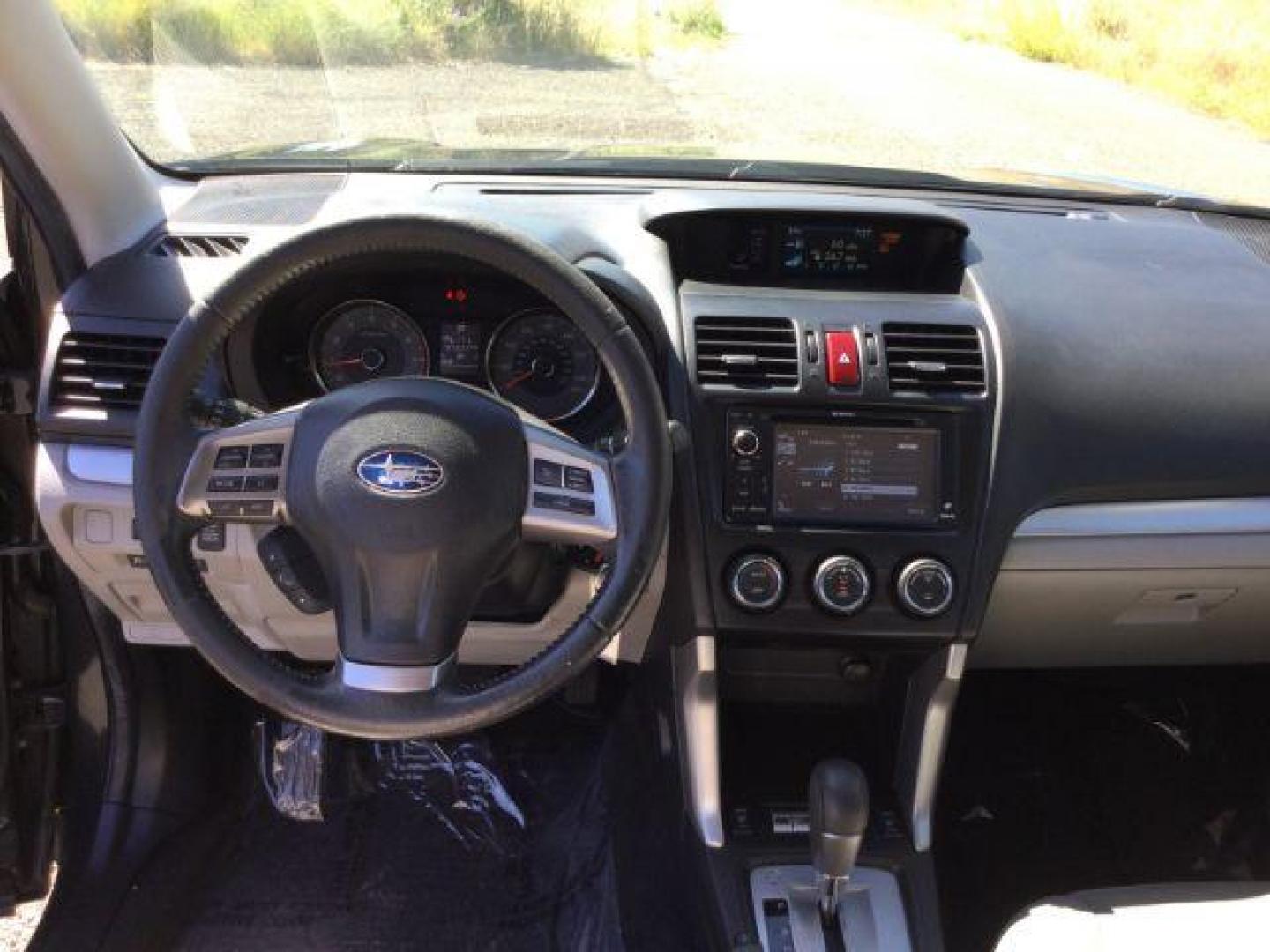 2014 Dark Gray Metallic /Gray Subaru Forester 2.5i Limited (JF2SJAJC8EH) with an 2.5L H-4 DOHC engine, Auto, CVT w/ Lineartronic transmission, located at 1801 Main Street, Lewiston, 83501, (208) 743-9371, 46.417065, -117.004799 - Photo#6