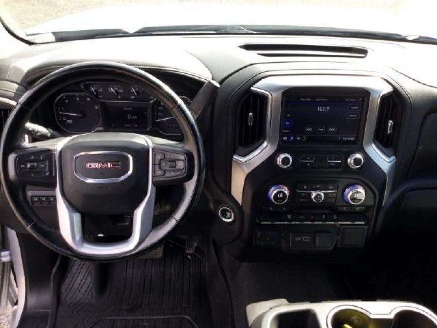 2023 Quicksilver Metallic /Black Cloth GMC Sierra 2500HD 4WD Crew Cab Standard Bed SLE (1GT49MEY3PF) with an 6.6L V8 TURBO DIESEL engine, 10-speed automatic transmission, located at 1801 Main Street, Lewiston, 83501, (208) 743-9371, 46.417065, -117.004799 - Photo#6