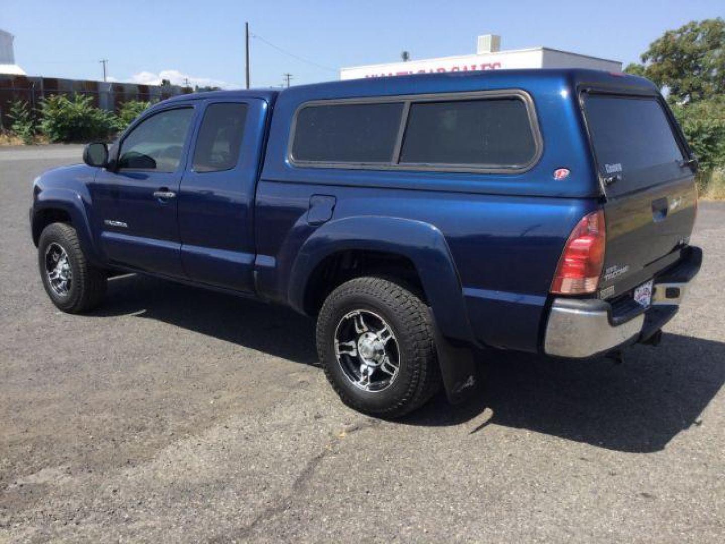 2006 Speedway Blue /Graphite Toyota Tacoma Base V6 (5TEUU42N26Z) with an 4L V-6 DOHC engine, automatic transmission, located at 1801 Main Street, Lewiston, 83501, (208) 743-9371, 46.417065, -117.004799 - Photo#2
