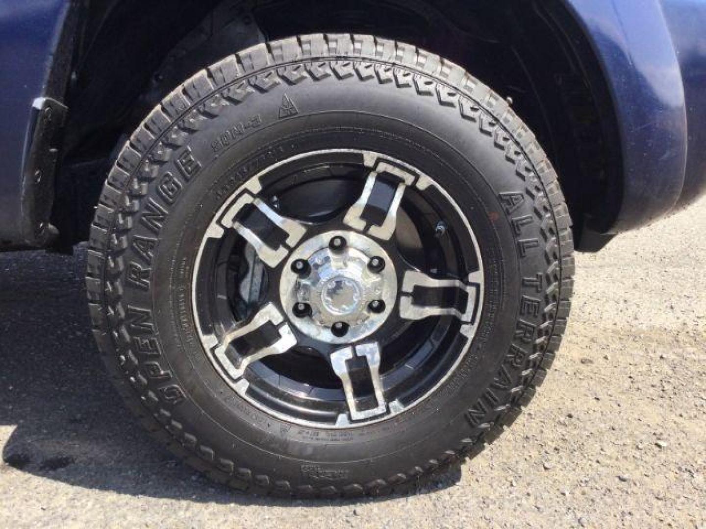 2006 Speedway Blue /Graphite Toyota Tacoma Base V6 (5TEUU42N26Z) with an 4L V-6 DOHC engine, automatic transmission, located at 1801 Main Street, Lewiston, 83501, (208) 743-9371, 46.417065, -117.004799 - Photo#14