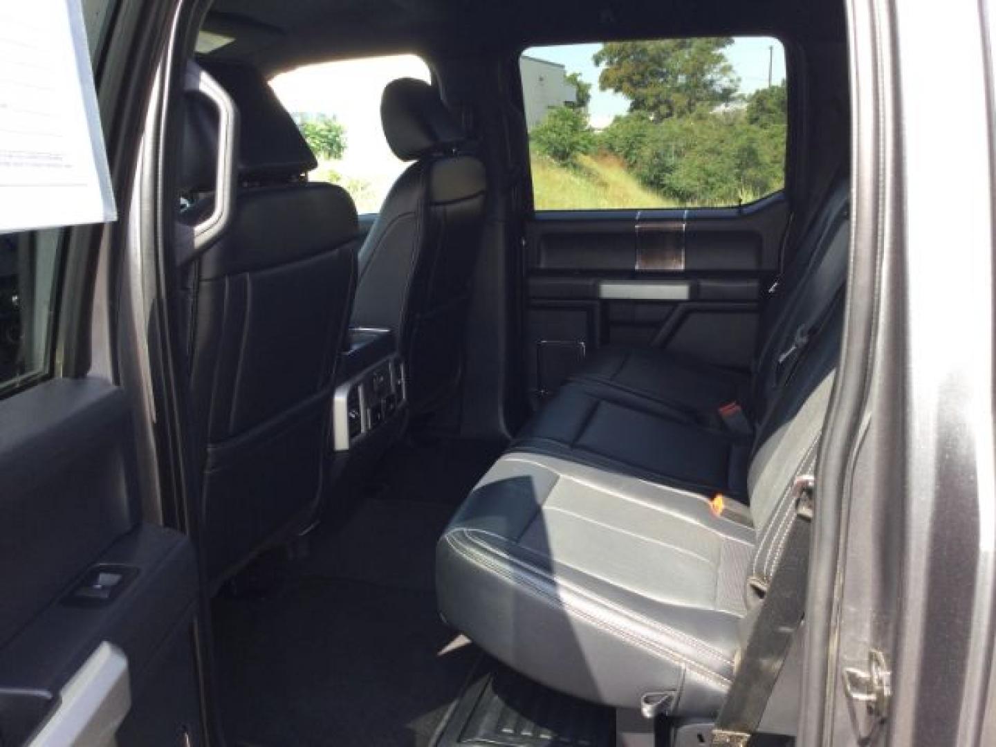 2022 Carbonized Gray Metallic /Black Onyx Ford F-350 Crew Cab 4x4 Lariat (1FT8W3BN6NE) with an 7.3L V-8 variable valve control engine, Automatic, 10-Spd w/SelectShift and TorqShift transmission, located at 1801 Main Street, Lewiston, 83501, (208) 743-9371, 46.417065, -117.004799- Photo#5