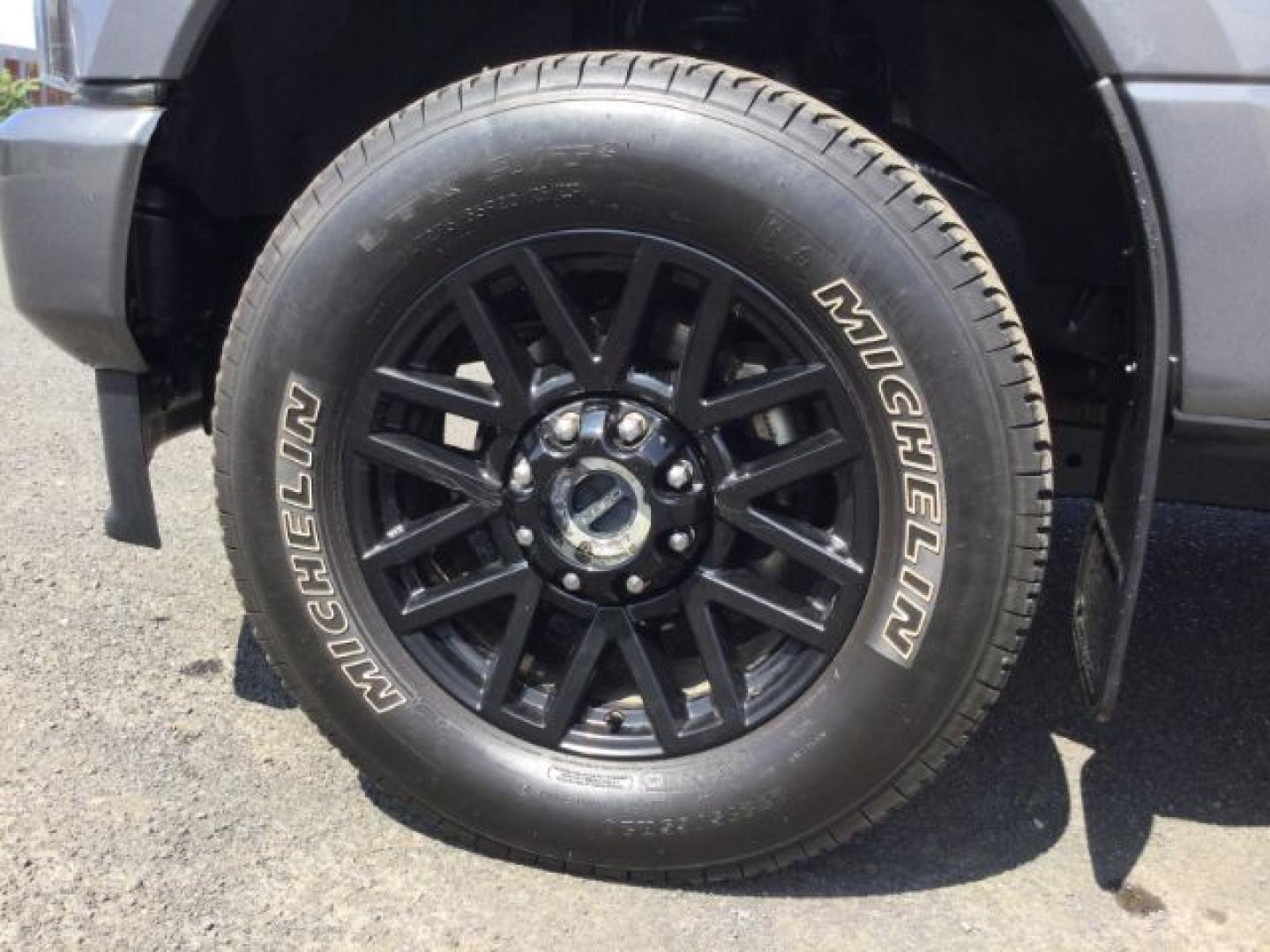 2022 Carbonized Gray Metallic /Black Onyx Ford F-350 Crew Cab 4x4 Lariat (1FT8W3BN6NE) with an 7.3L V-8 variable valve control engine, Automatic, 10-Spd w/SelectShift and TorqShift transmission, located at 1801 Main Street, Lewiston, 83501, (208) 743-9371, 46.417065, -117.004799- Photo#13