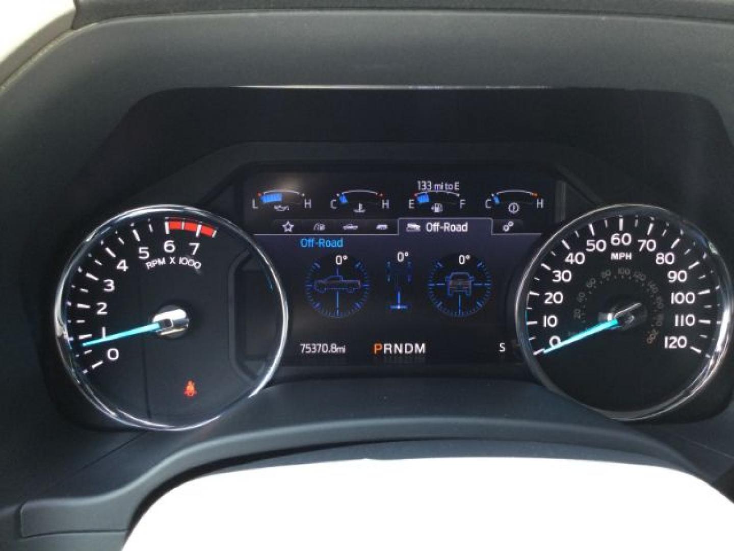 2022 Carbonized Gray Metallic /Black Onyx Ford F-350 Crew Cab 4x4 Lariat (1FT8W3BN6NE) with an 7.3L V-8 variable valve control engine, Automatic, 10-Spd w/SelectShift and TorqShift transmission, located at 1801 Main Street, Lewiston, 83501, (208) 743-9371, 46.417065, -117.004799- Photo#15