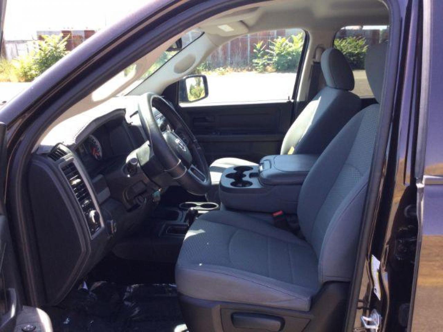 2016 Luxury Brown Pearlcoat /Diesel Gray/Black Ram 2500 Tradesman (3C6UR5HL7GG) with an 6.7L L6 OHV 24V TURBO DIESEL engine, 6-Speed Automatic transmission, located at 1801 Main Street, Lewiston, 83501, (208) 743-9371, 46.417065, -117.004799 - Photo#5