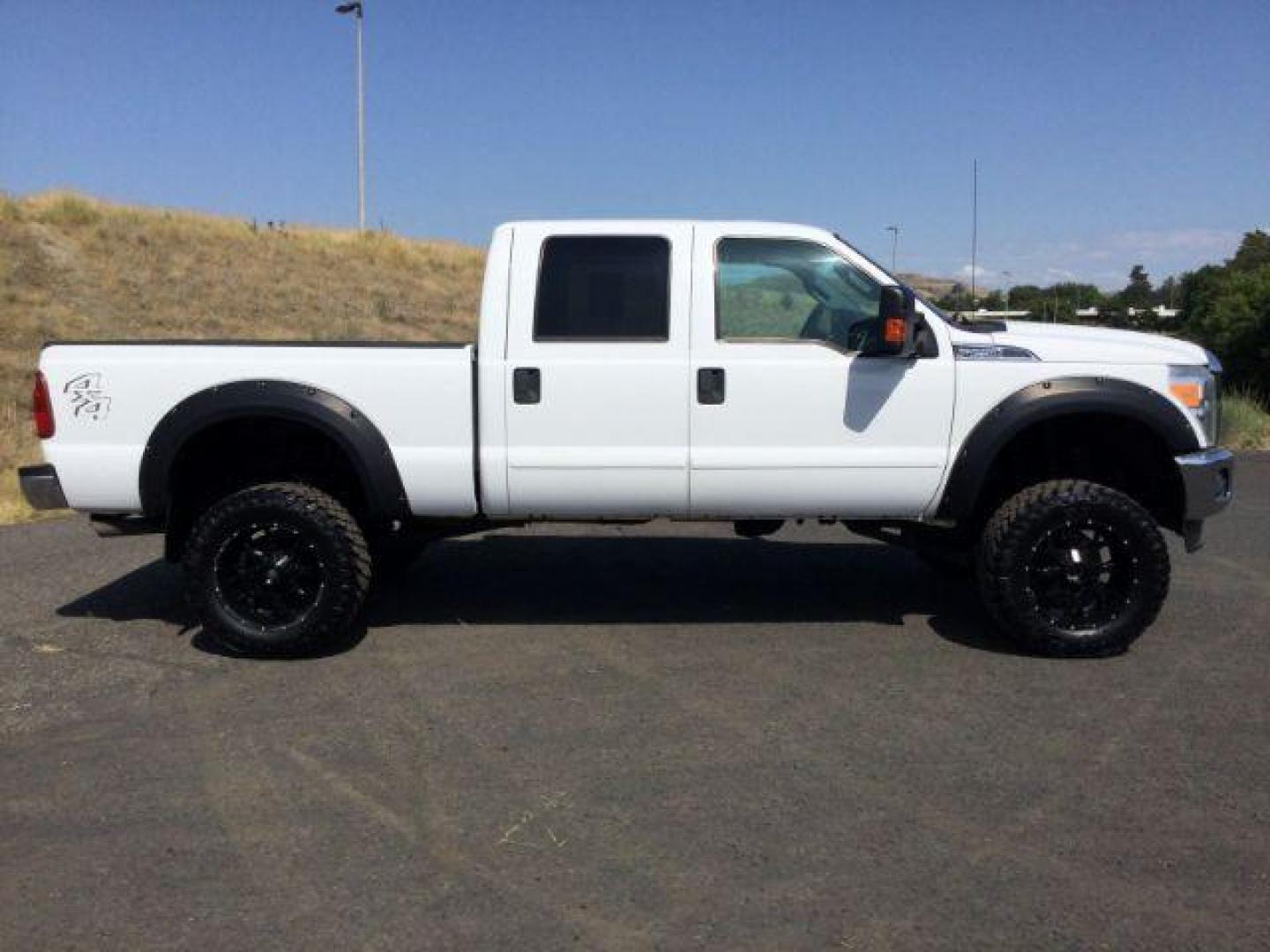 2013 Ford F-250 XL (1FT7W2B6XDE) , located at 1801 Main Street, Lewiston, 83501, (208) 743-9371, 46.417065, -117.004799 - Photo#11