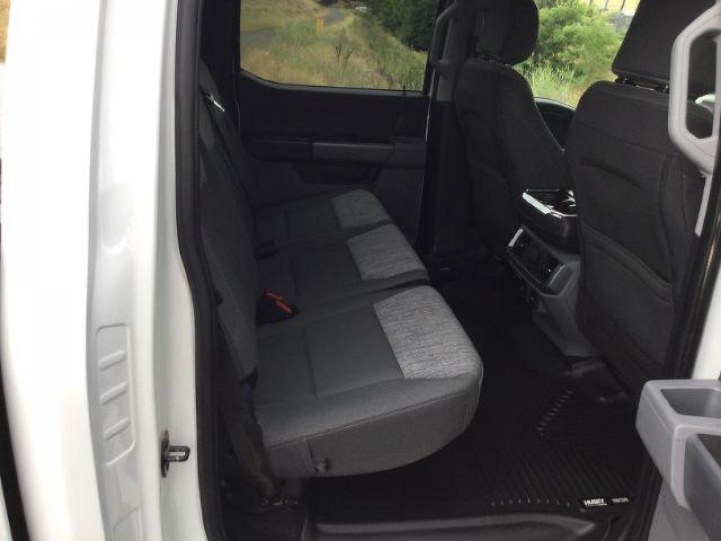 2023 Oxford White /Black w/Medium Dark Slate Ford F-150 SuperCrew Cab XLT Pickup 4D 6 1/2 ft (1FTFW1E52PK) with an V8, Flex Fuel, 5.0 Liter engine, 10-speed automatic transmission, located at 1801 Main Street, Lewiston, 83501, (208) 743-9371, 46.417065, -117.004799 - Photo#18