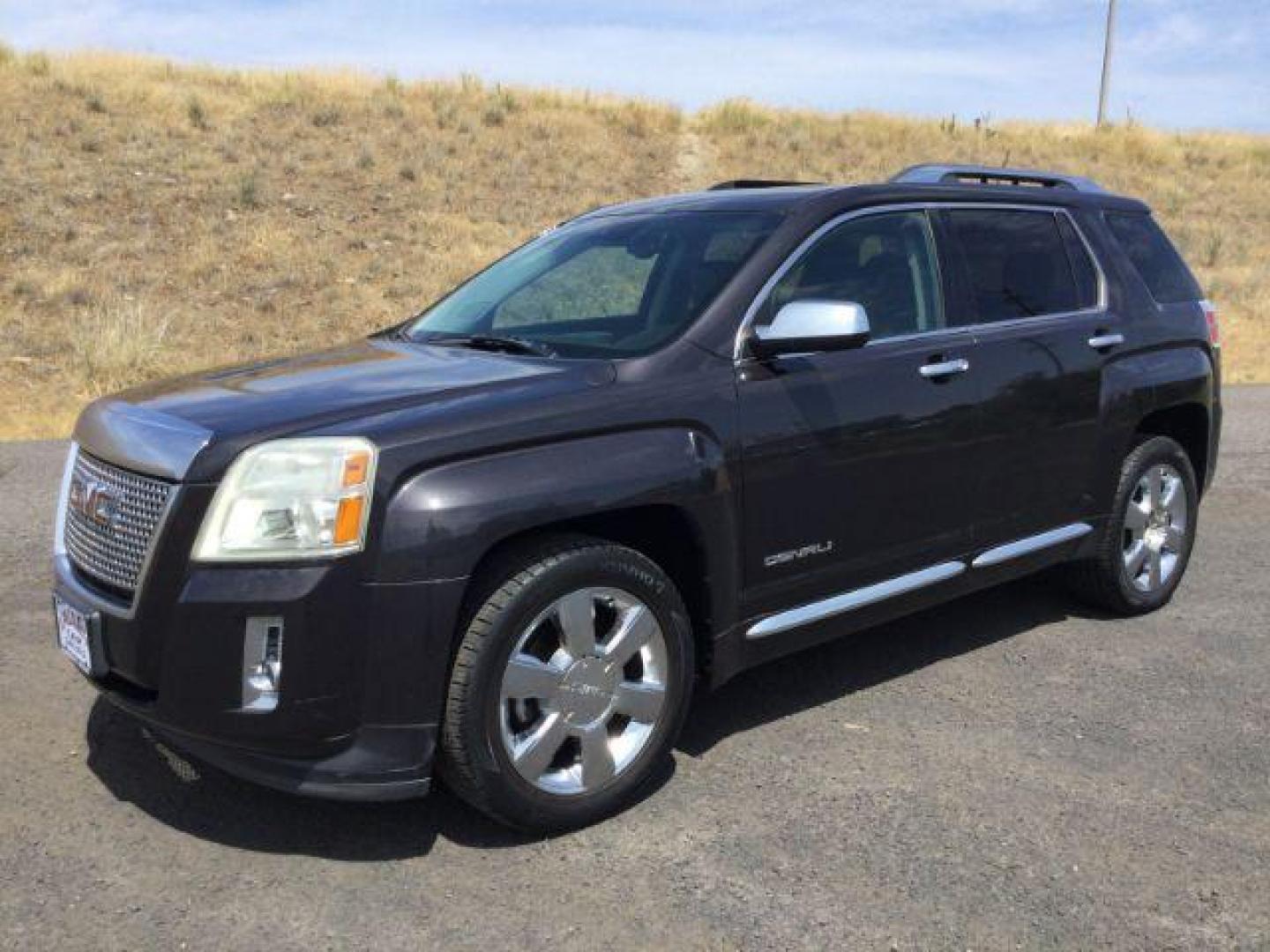 2015 Iridium Metallic /Jet Black GMC Terrain Denali (2GKFLZE39F6) with an 3.6L V-6 gasoline direct injection engine, 6-Speed Automatic transmission, located at 1801 Main Street, Lewiston, 83501, (208) 743-9371, 46.417065, -117.004799 - Photo#1