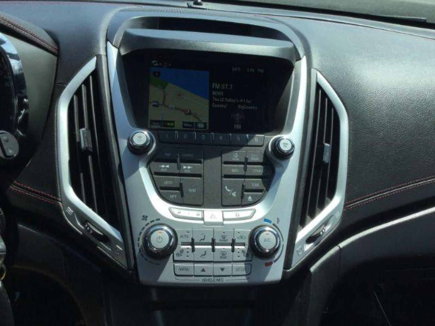 2015 Iridium Metallic /Jet Black GMC Terrain Denali (2GKFLZE39F6) with an 3.6L V-6 gasoline direct injection engine, 6-Speed Automatic transmission, located at 1801 Main Street, Lewiston, 83501, (208) 743-9371, 46.417065, -117.004799 - Photo#19