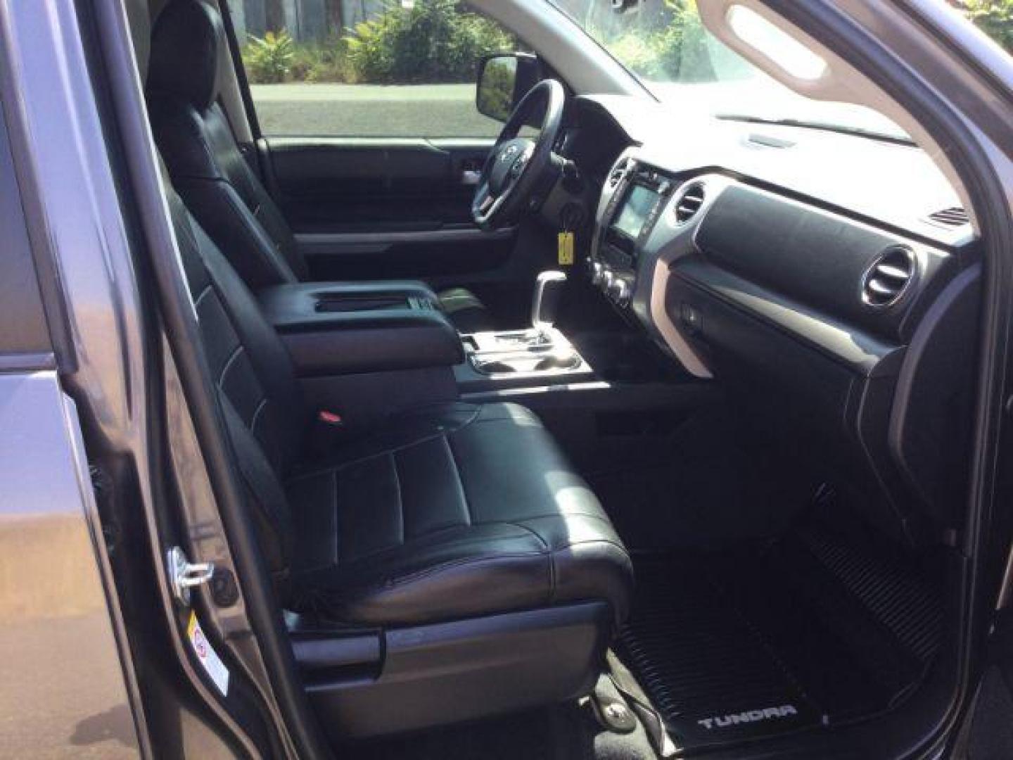 2018 Magnetic Gray Metallic /Graphite Toyota Tundra SR5 5.7L V8 (5TFDY5F12JX) with an I-FORCE 5.7L V-8 DOHC engine, 6-Speed Automatic transmission, located at 1801 Main Street, Lewiston, 83501, (208) 743-9371, 46.417065, -117.004799 - Photo#3