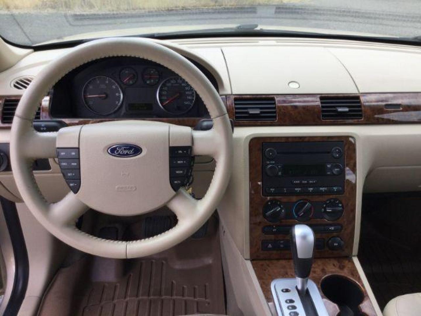 2007 Dune Pearl Clearcoat Metallic /Pebble (Tan) Ford Five Hundred SEL (1FAHP24147G) with an Duratec 3L V-6 DOHC engine, CVT automatic transmission, located at 1801 Main Street, Lewiston, 83501, (208) 743-9371, 46.417065, -117.004799 - Photo#7