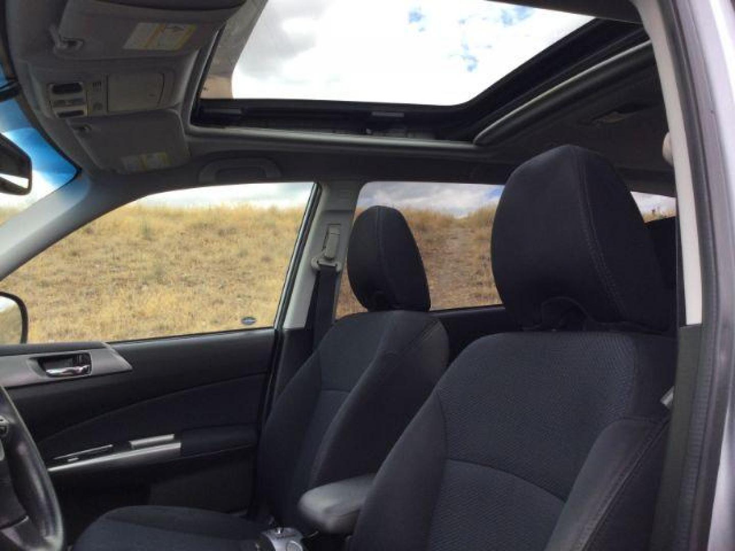 2012 Ice Silver Metallic Subaru Forester 2.5X Premium (JF2SHADC8CH) with an 2.5L H-4 DOHC engine, Auto transmission, located at 1801 Main Street, Lewiston, 83501, (208) 743-9371, 46.417065, -117.004799 - Photo#12