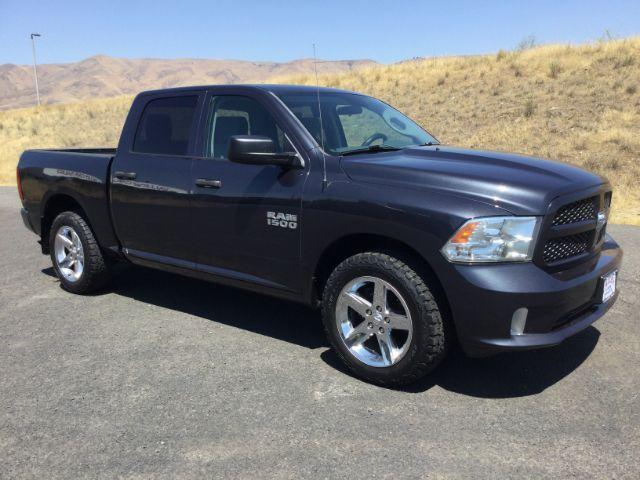 photo of 2017 Ram 1500 Express Crew Cab 4x2 5'7 Box