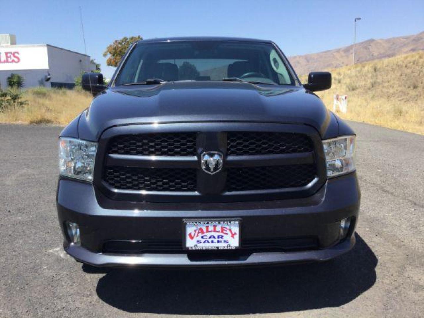 2017 Maximum Steel Metallic Clearcoat /Diesel Gray/Black Ram 1500 Express Crew Cab 4x2 5'7 Box (1C6RR6KG0HS) with an Pentastar 3.6L V-6 DOHC engine, Auto transmission, located at 1801 Main Street, Lewiston, 83501, (208) 743-9371, 46.417065, -117.004799 - Photo#7