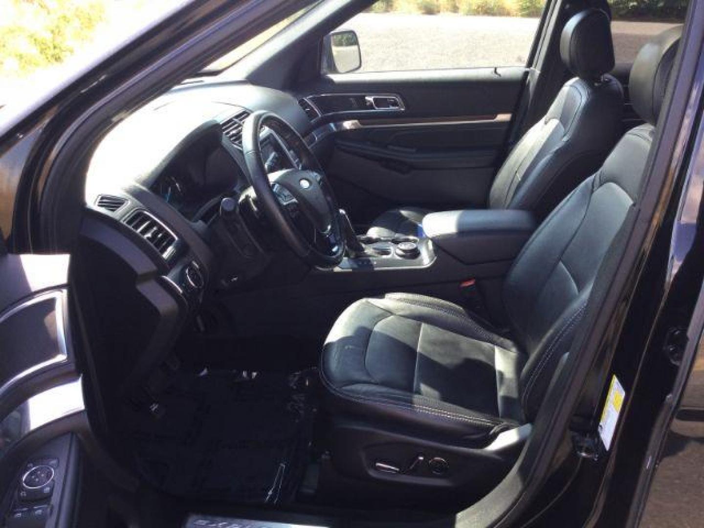 2017 Shadow Black Ford Explorer Limited (1FM5K8F84HG) with an EcoBoost 2.3L I-4 gasoline direct injection engine, located at 1801 Main Street, Lewiston, 83501, (208) 743-9371, 46.417065, -117.004799 - Photo#6