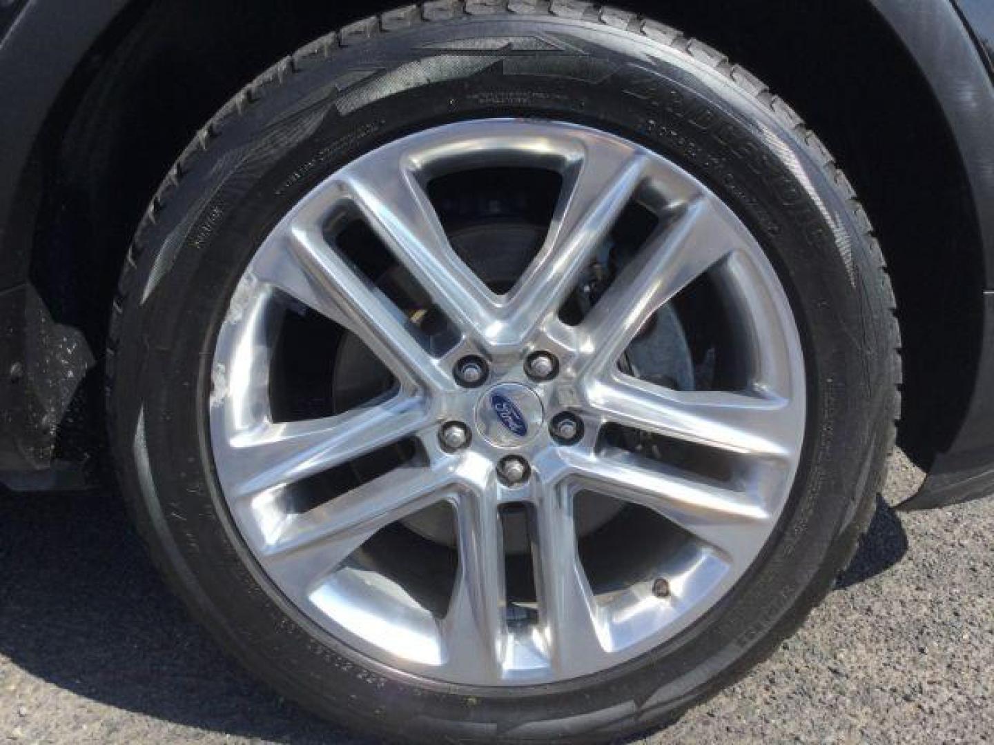 2017 Shadow Black Ford Explorer Limited (1FM5K8F84HG) with an EcoBoost 2.3L I-4 gasoline direct injection engine, located at 1801 Main Street, Lewiston, 83501, (208) 743-9371, 46.417065, -117.004799 - Photo#16