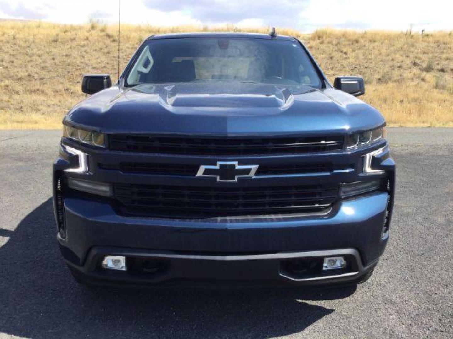 2021 Northsky Blue Metallic /Jet Black Chevrolet Silverado 1500 4WD Crew Cab Short Bed RST (1GCUYEED5MZ) with an EcoTec3 5.3L V-8 gasoline direct injection engine, 8-Speed Automatic transmission, located at 1801 Main Street, Lewiston, 83501, (208) 743-9371, 46.417065, -117.004799 - Photo#16
