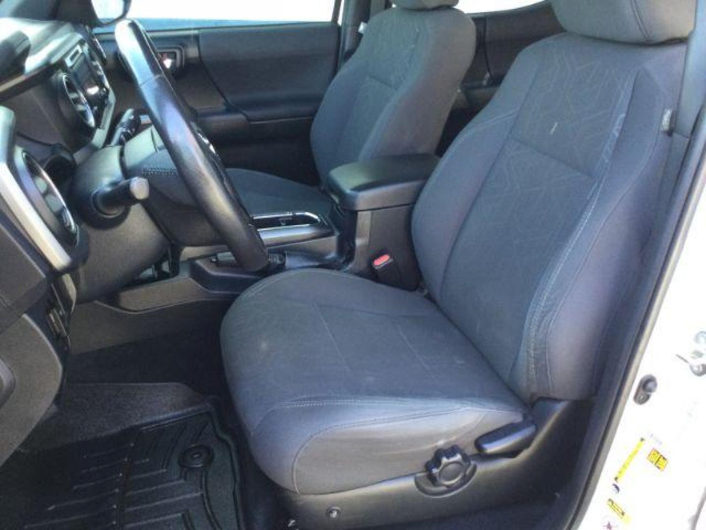 2016 Super White /Black Cloth Toyota Tacoma Crew Cab Long Bed TRD Sport 4WD (3TMDZ5BN0GM) with an 3.5L V-6 port/direct injection engine, 6-Speed Automatic transmission, located at 1801 Main Street, Lewiston, 83501, (208) 743-9371, 46.417065, -117.004799 - Photo#17