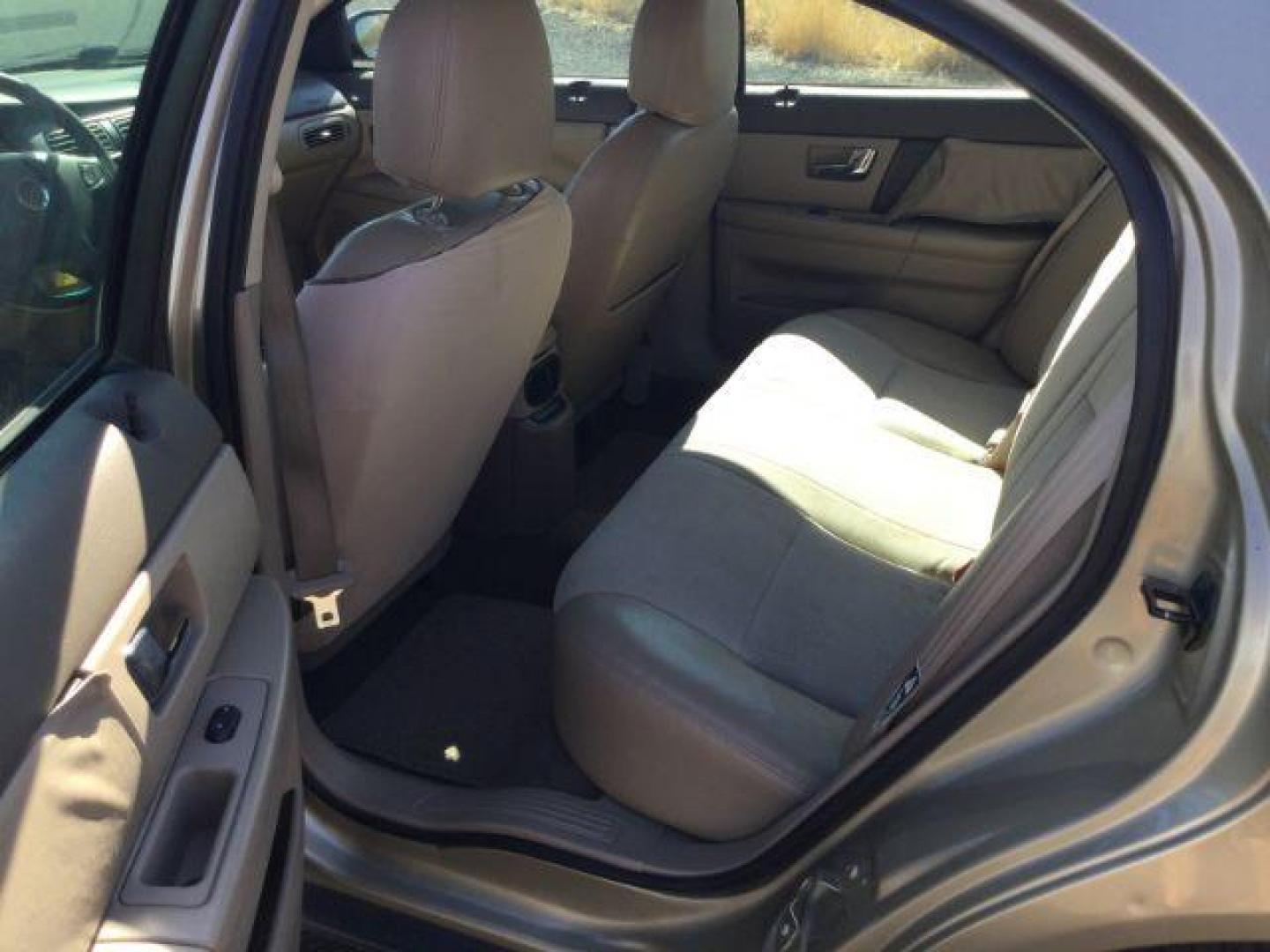 2001 Harvest Gold Clearcoat Metallic /Medium Parchment Mercury Sable LS Sedan (1MEFM53U91G) with an Duratec 3L V-6 DOHC engine, located at 1801 Main Street, Lewiston, 83501, (208) 743-9371, 46.417065, -117.004799 - Photo#4
