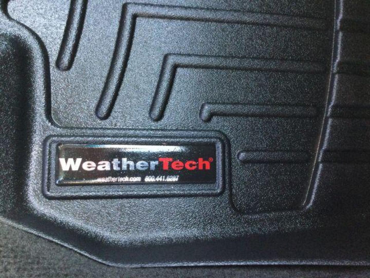 2014 Venetian Red Pearl /Black Subaru Outback 2.5i Premium (4S4BRBCC1E3) with an 2.5L H-4 DOHC engine, Automatic, CVT w/Manual Mode transmission, located at 1801 Main Street, Lewiston, 83501, (208) 743-9371, 46.417065, -117.004799 - Photo#10
