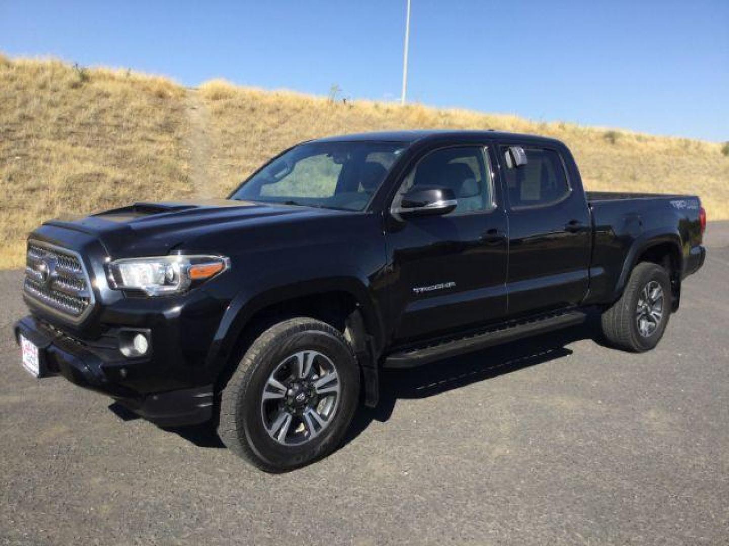 2017 Black /Graphite w/Gun Metal Toyota Tacoma Crew Cab TRD Sport Long Bed (5TFDZ5BN8HX) with an 3.5L V-6 port/direct injection engine, 6-Speed Automatic transmission, located at 1801 Main Street, Lewiston, 83501, (208) 743-9371, 46.417065, -117.004799 - Photo#1