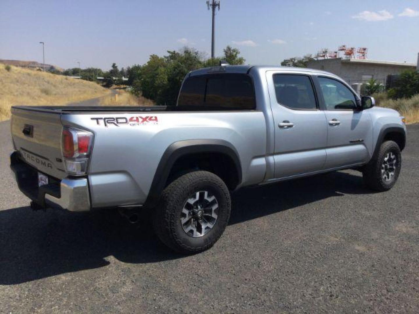2023 Celestial Silver Metallic /Black/Gun Metal Toyota Tacoma TRD Off Road (3TMDZ5BN2PM) with an 3.5L V-6 port/direct injection engine, 6-SPEED AUTOMATIC transmission, located at 1801 Main Street, Lewiston, 83501, (208) 743-9371, 46.417065, -117.004799 - Photo#17
