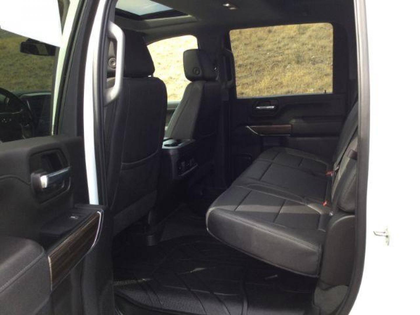 2023 Summit White /BLACK LEATHER Chevrolet Silverado 3500HD Crew Cab Standard Bed LT (1GC4YTEY6PF) with an Duramax 6.6L V-8 diesel direct injection engine, 10-speed automatic transmission, located at 1801 Main Street, Lewiston, 83501, (208) 743-9371, 46.417065, -117.004799 - Photo#12