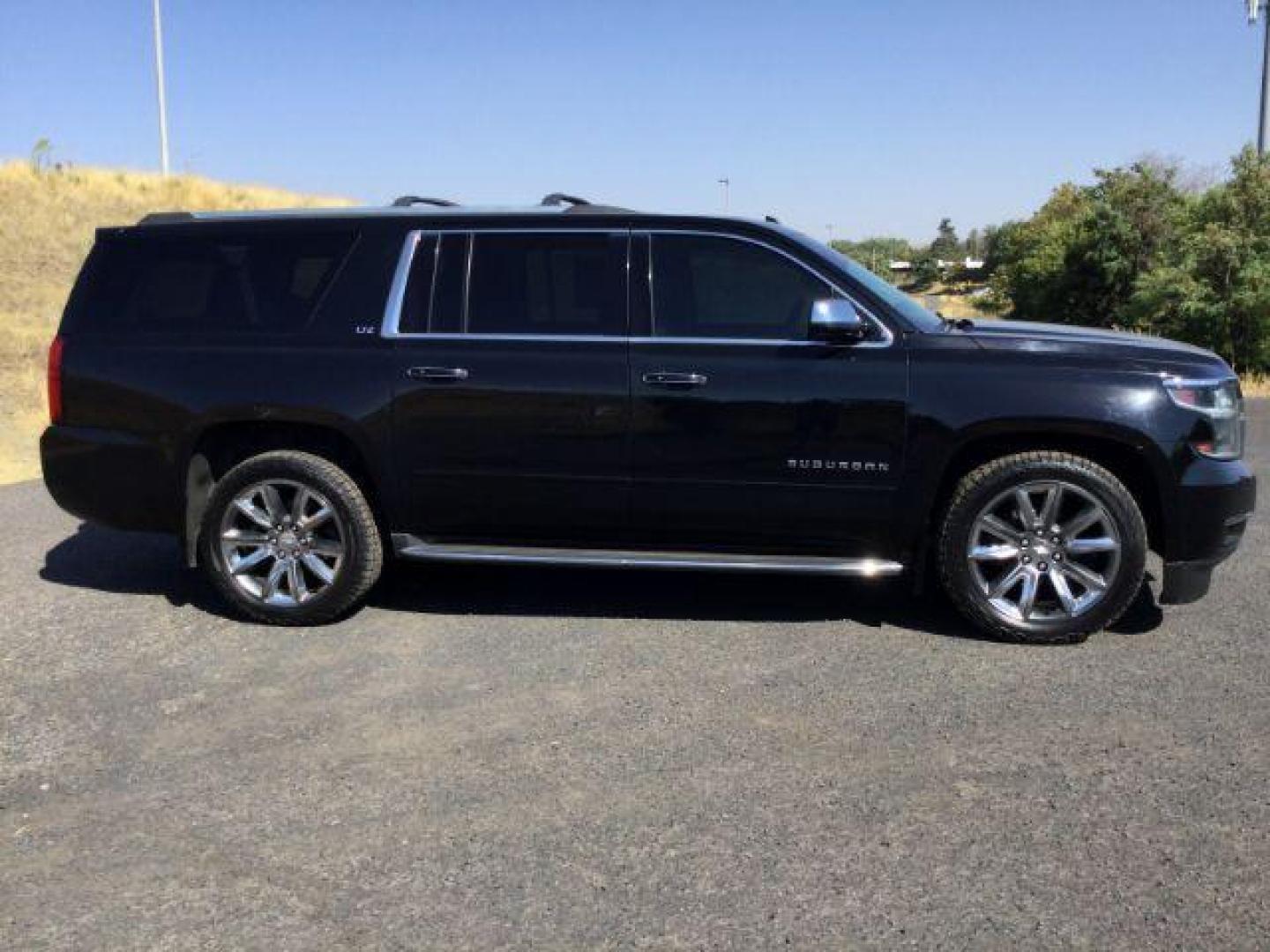 2016 Black /Jet Black Chevrolet Suburban LTZ (1GNSKJKC6GR) with an EcoTec3 5.3L V-8 gasoline direct injection engine, 6-Speed Automatic transmission, located at 1801 Main Street, Lewiston, 83501, (208) 743-9371, 46.417065, -117.004799 - Photo#7