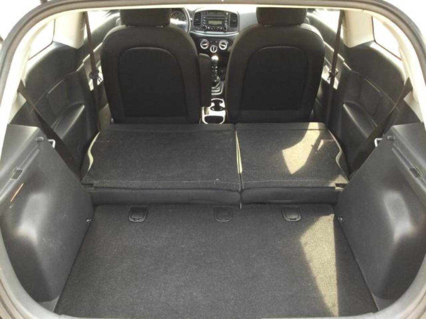 2007 Platinum Silver /Black Hyundai Accent GS (KMHCM36C17U) with an 1.6L I-4 DOHC engine, located at 1801 Main Street, Lewiston, 83501, (208) 743-9371, 46.417065, -117.004799 - Photo#10