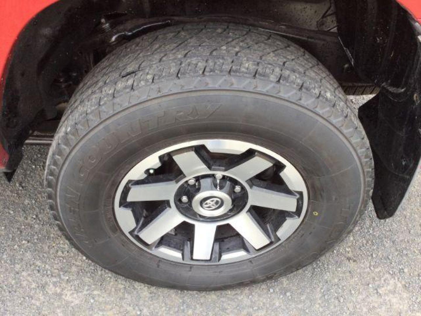 2015 Barcelona Red Metallic /Black Toyota 4Runner SR5 (JTEBU5JR8F5) with an 4L V-6 DOHC engine, 6-Speed Automatic transmission, located at 1801 Main Street, Lewiston, 83501, (208) 743-9371, 46.417065, -117.004799 - Photo#13