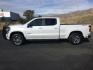 2019 Summit White /Jet Black Chevrolet Silverado 1500 Crew cab 4x4 RST (1GCUYEED2KZ) with an EcoTec3 5.3L V-8 gasoline direct injection engine, 8 Speed Automatic transmission, located at 1801 Main Street, Lewiston, 83501, (208) 743-9371, 46.417065, -117.004799 - Photo#2