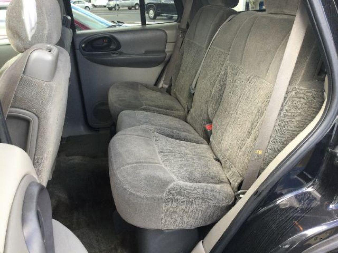 2003 Black /Medium Pewter Chevrolet TrailBlazer LS (1GNDT13S132) with an Vortec 4.2L I-6 DOHC engine, 4 speed Automatic transmission, located at 1801 Main Street, Lewiston, 83501, (208) 743-9371, 46.417065, -117.004799 - Photo#12