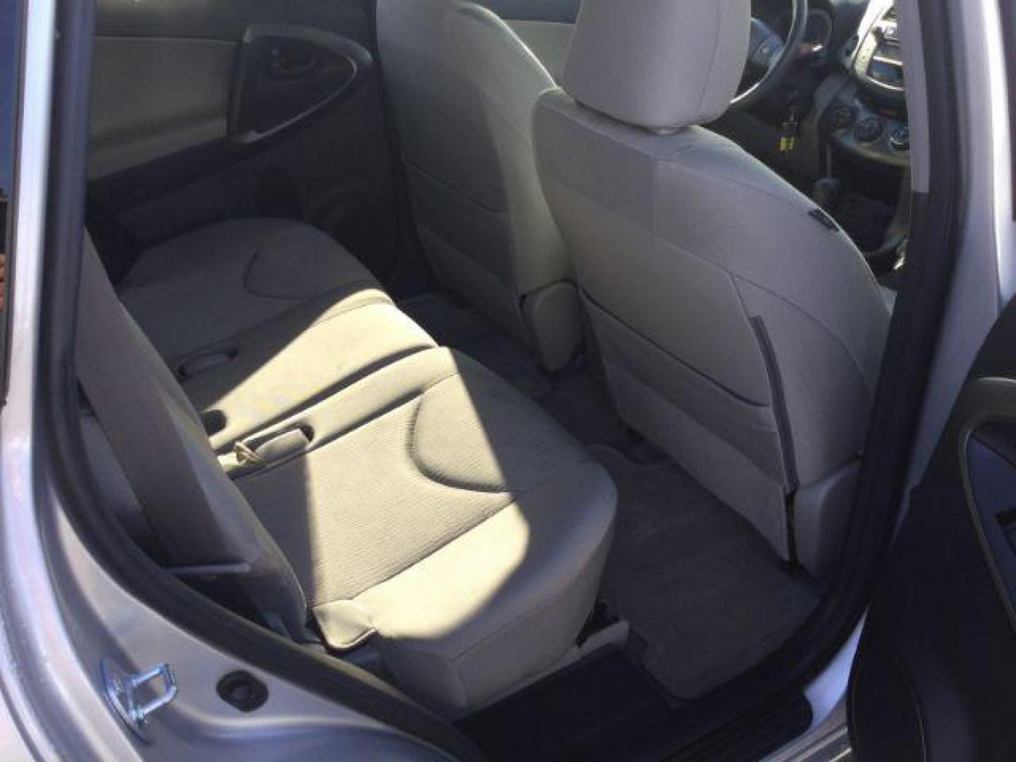 2010 SILVER /GRAY CLOTH Toyota RAV4 4WD (JTMBF4DV4AD) with an 2.5 4cyl engine, 4 speed Automatic transmission, located at 1801 Main Street, Lewiston, 83501, (208) 743-9371, 46.417065, -117.004799 - Photo#10
