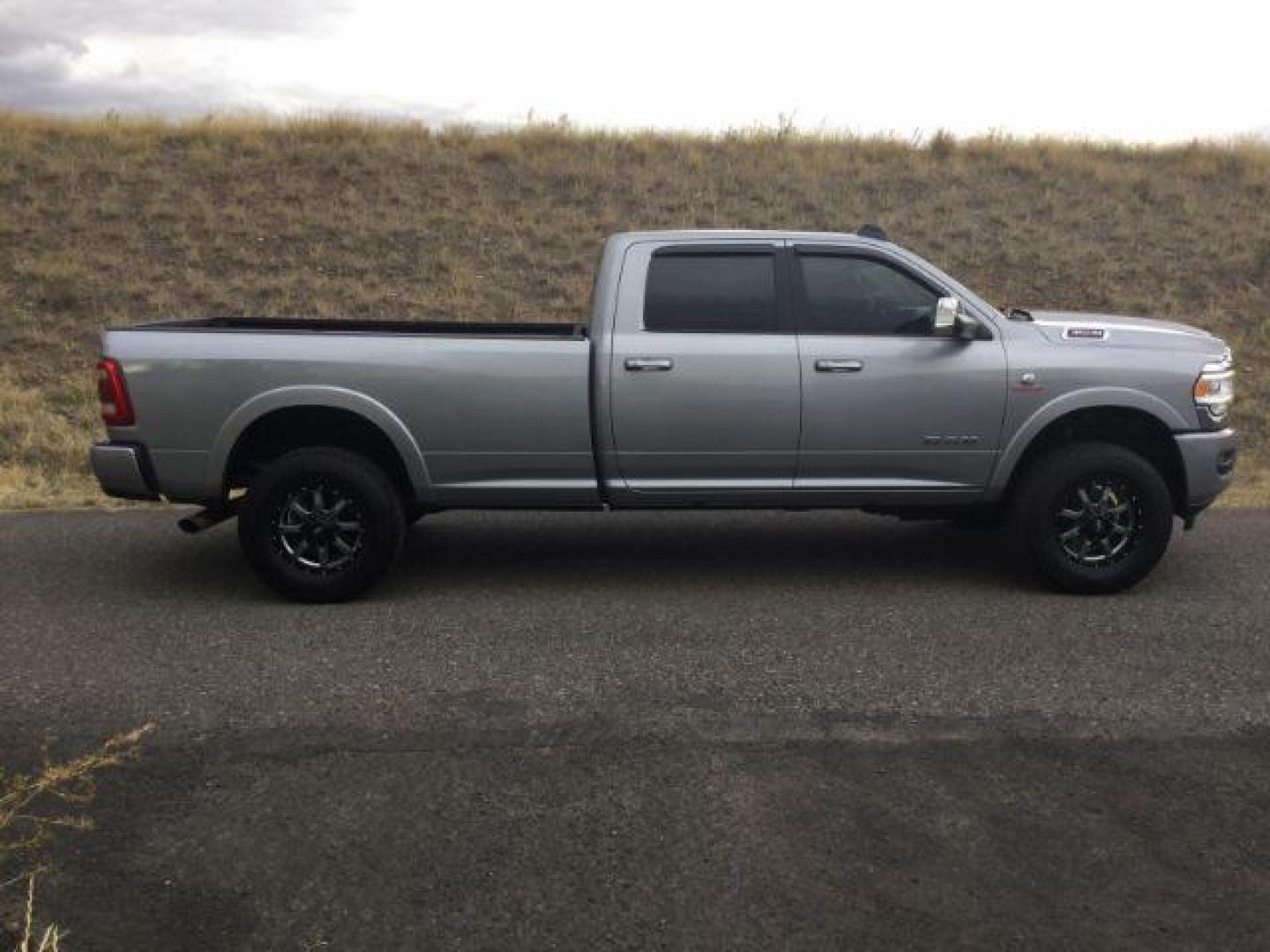 2021 Billet Silver Metallic Clearcoat /Black Ram 3500 Laramie Crew Cab 4x4 8' Box (3C63R3JL7MG) with an Cummins 6.7L I-6 diesel direct injection engine, 6-Speed Automatic transmission, located at 1801 Main Street, Lewiston, 83501, (208) 743-9371, 46.417065, -117.004799 - Photo#15