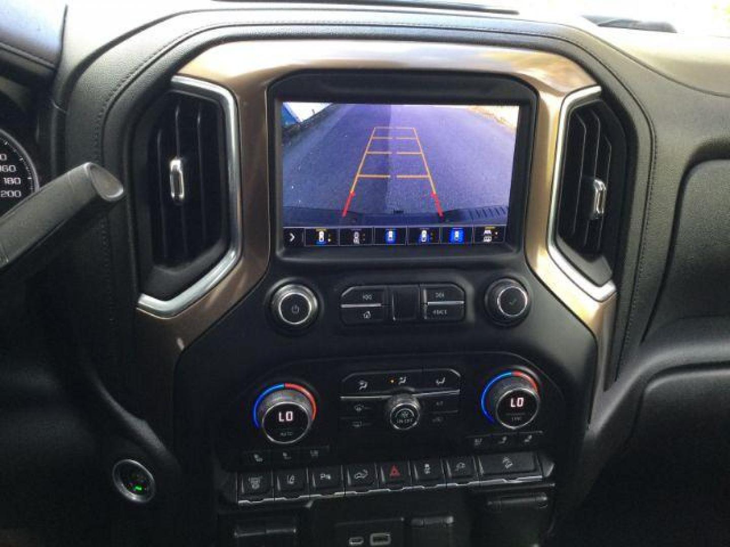 2021 Mosaic Black Metallic Chevrolet Silverado 2500HD 4WD Crew Cab Standard Bed High Country | 4WD Crew Cab Long Bed High Country (1GC1YREY0MF) , located at 1801 Main Street, Lewiston, 83501, (208) 743-9371, 46.417065, -117.004799 - Photo#6