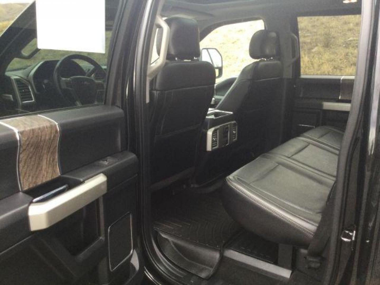 2017 Shadow Black /Black Ford F-350 LARIAT (1FT8W3BTXHE) with an Powerstroke 6.7L V-8 diesel direct injection engine, 6-Speed Automatic transmission, located at 1801 Main Street, Lewiston, 83501, (208) 743-9371, 46.417065, -117.004799 - Photo#8