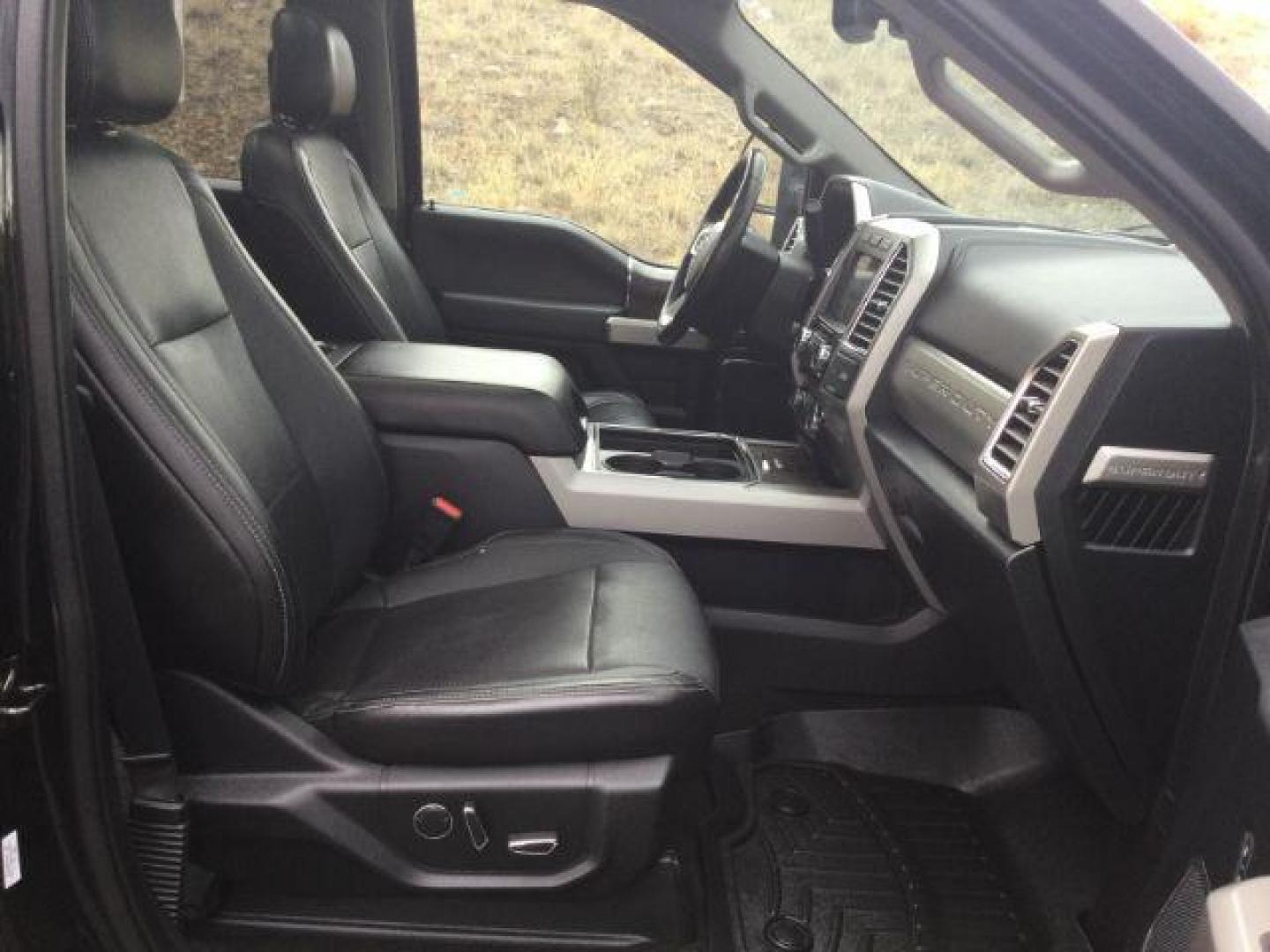 2017 Shadow Black /Black Ford F-350 LARIAT (1FT8W3BTXHE) with an Powerstroke 6.7L V-8 diesel direct injection engine, 6-Speed Automatic transmission, located at 1801 Main Street, Lewiston, 83501, (208) 743-9371, 46.417065, -117.004799 - Photo#23